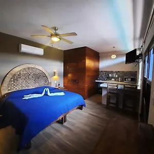 Isla Bonita Hotel